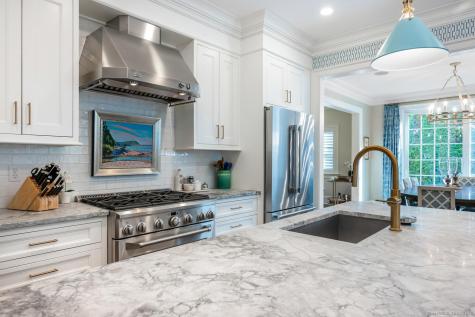 333 West Avenue Darien CT 06820