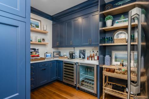 333 West Avenue Darien CT 06820