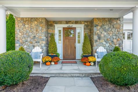 333 West Avenue Darien CT 06820