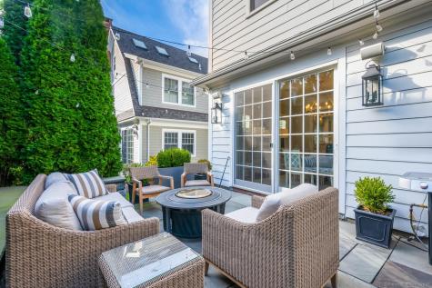333 West Avenue Darien CT 06820