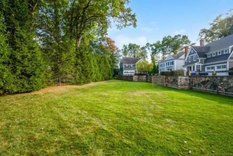 333 West Avenue Darien CT 06820