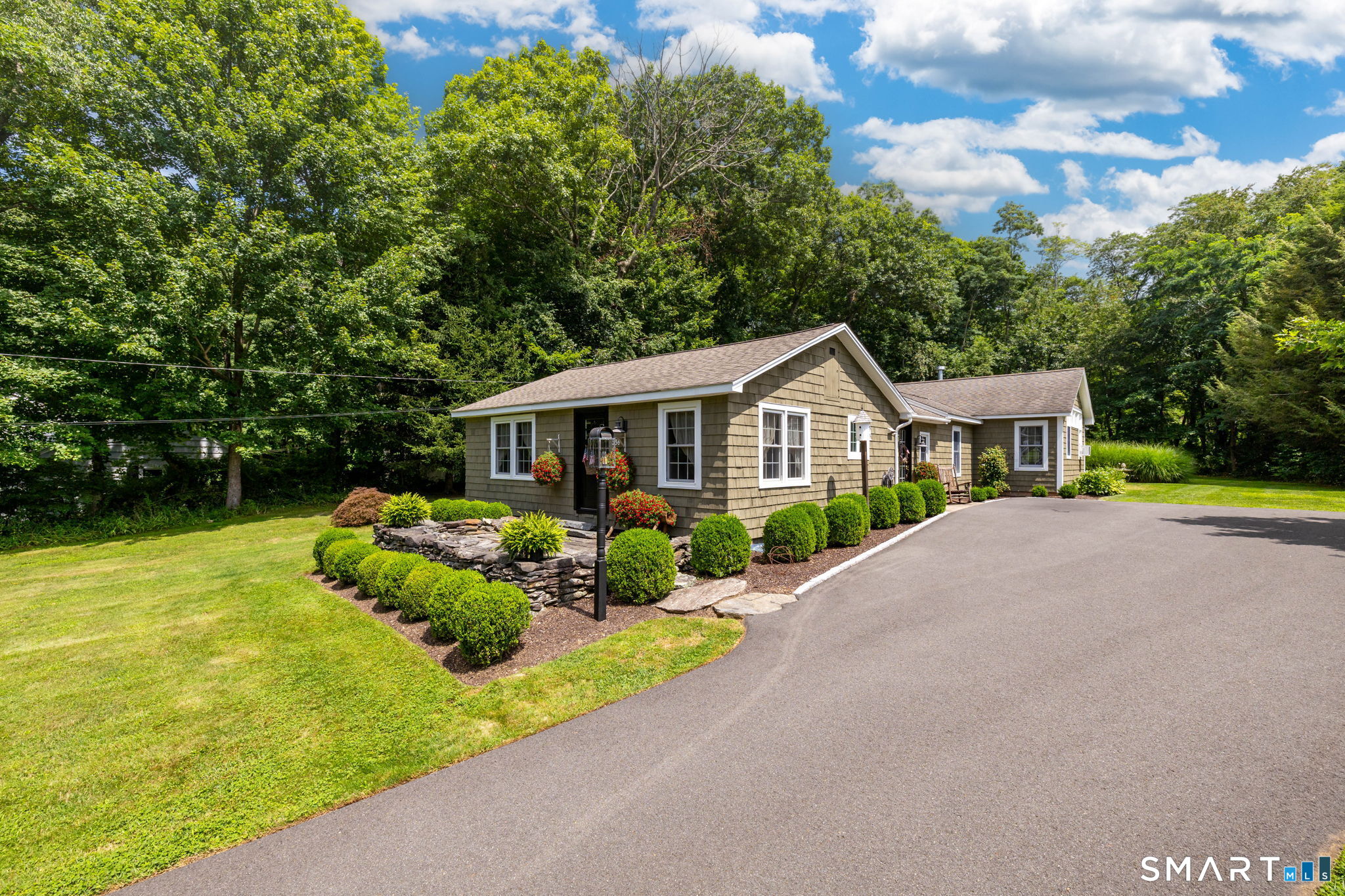 336 Maple Street Litchfield CT 06759