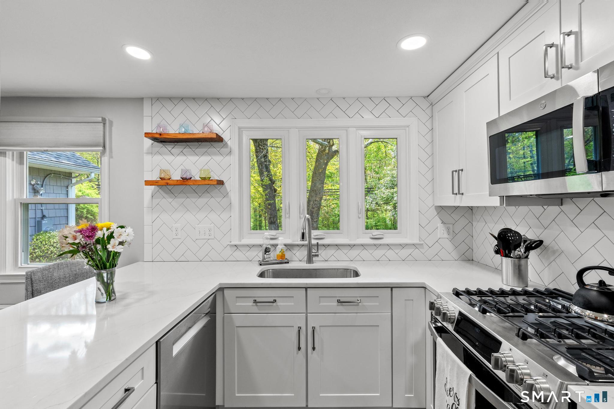 646 Fern Street West Hartford CT 06107