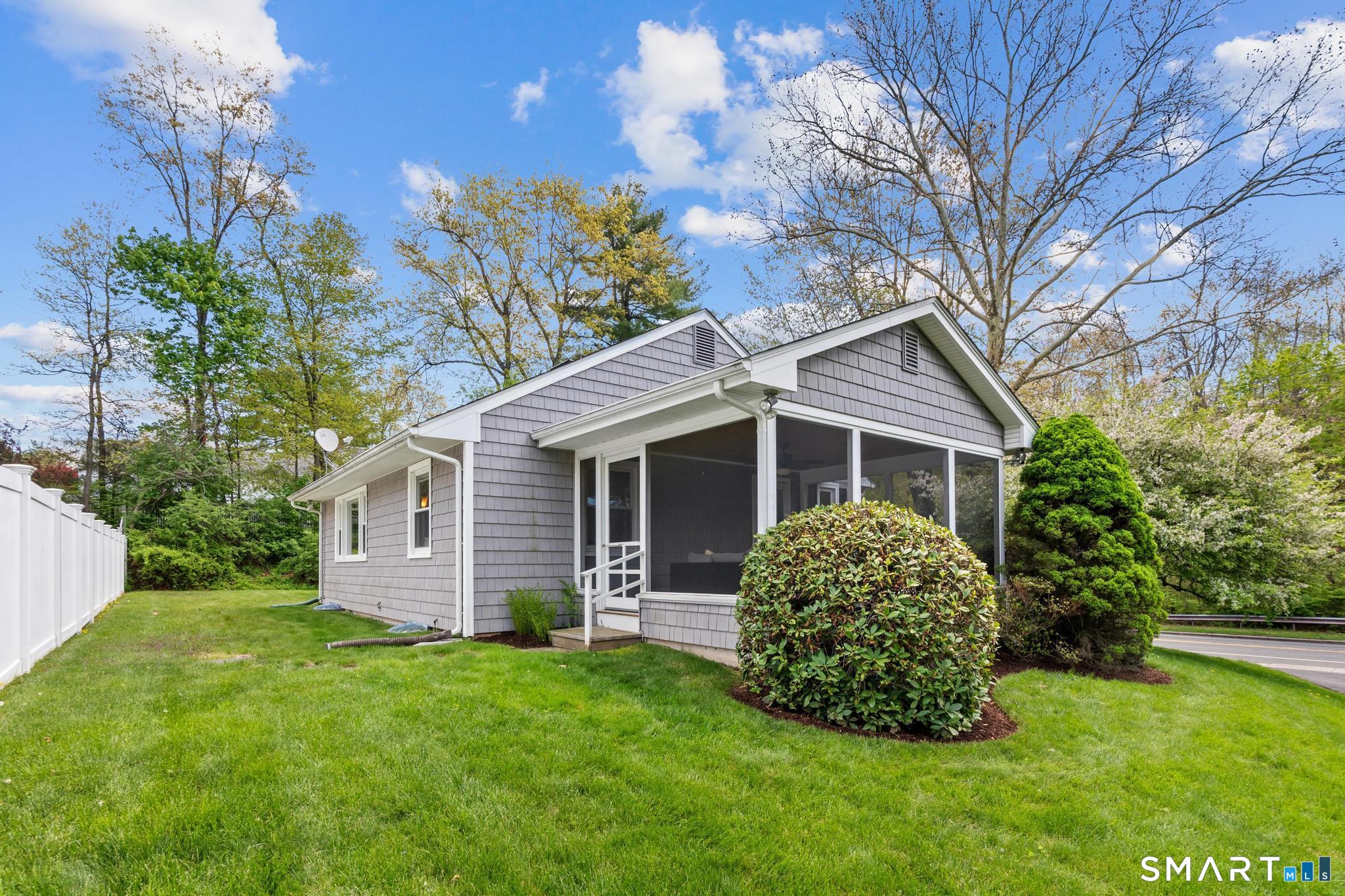 646 Fern Street West Hartford CT 06107