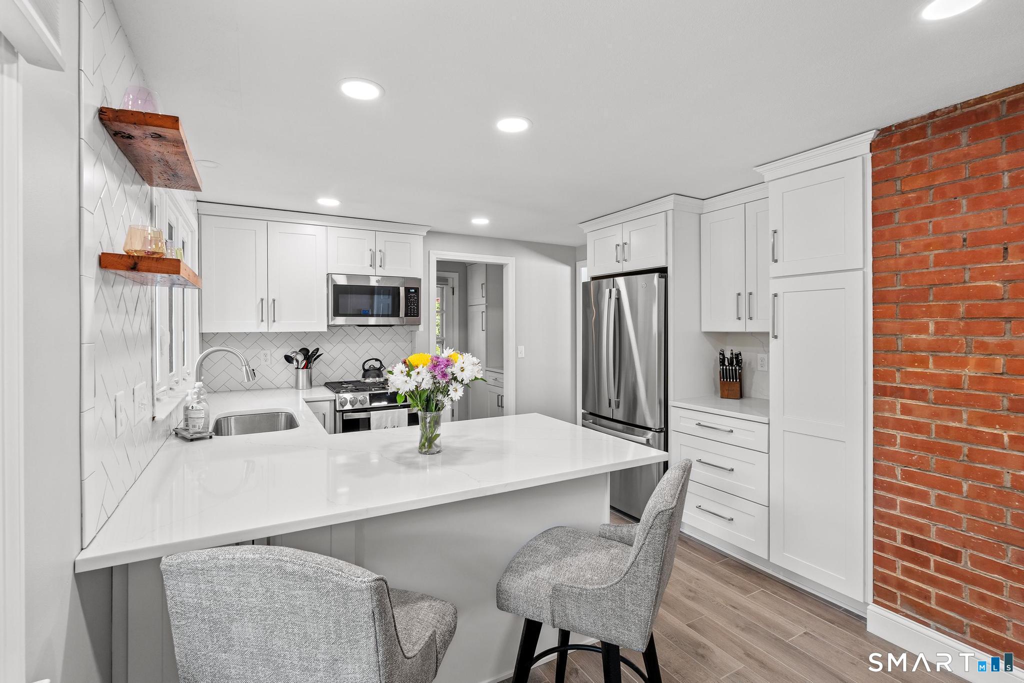 646 Fern Street West Hartford CT 06107