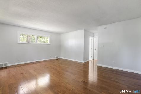 57 Mountain Farms Road West Hartford CT 06117