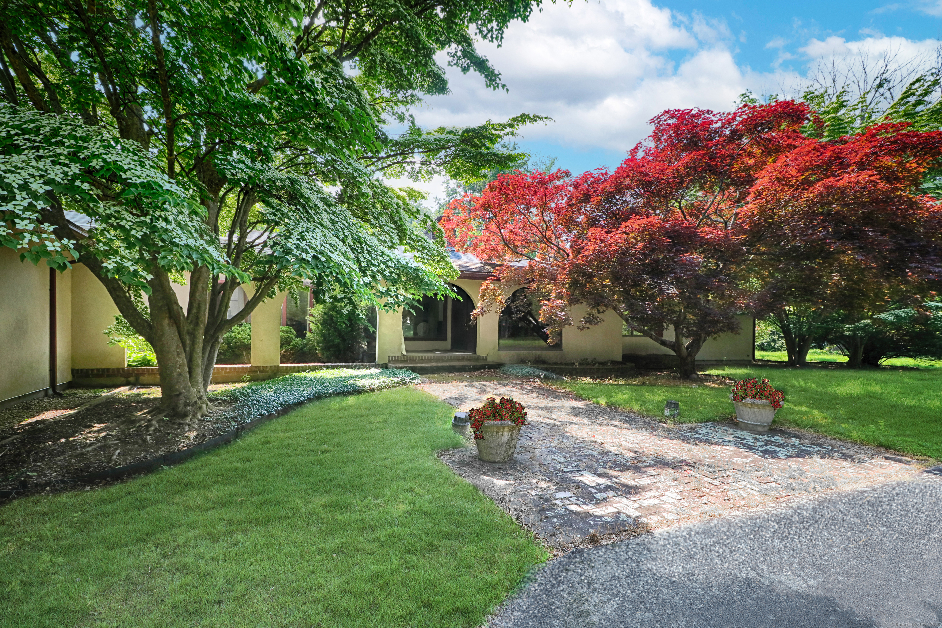 3853 Congress Street Fairfield CT 06824