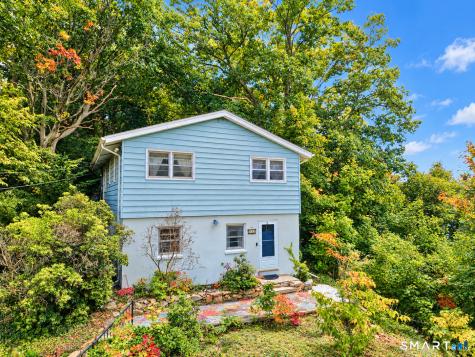 114 Short Beach Road Branford CT 06405