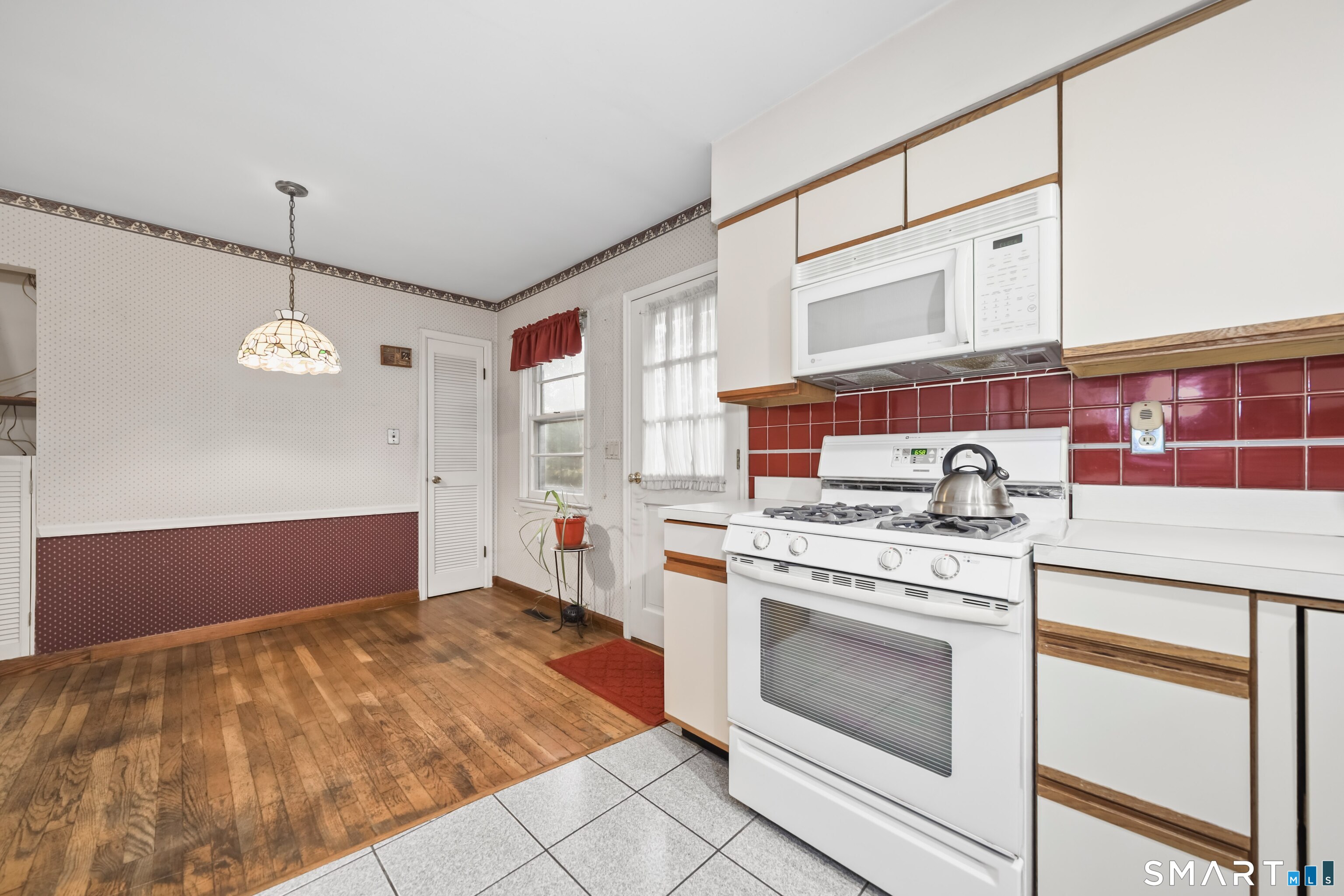 114 Short Beach Road Branford CT 06405