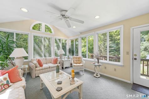 107 Minnechaug Drive Glastonbury CT 06033