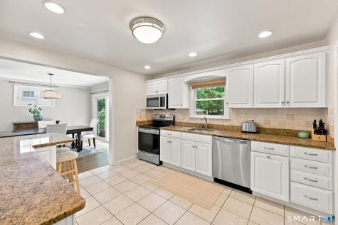 29 Lynn Court Darien CT 06820