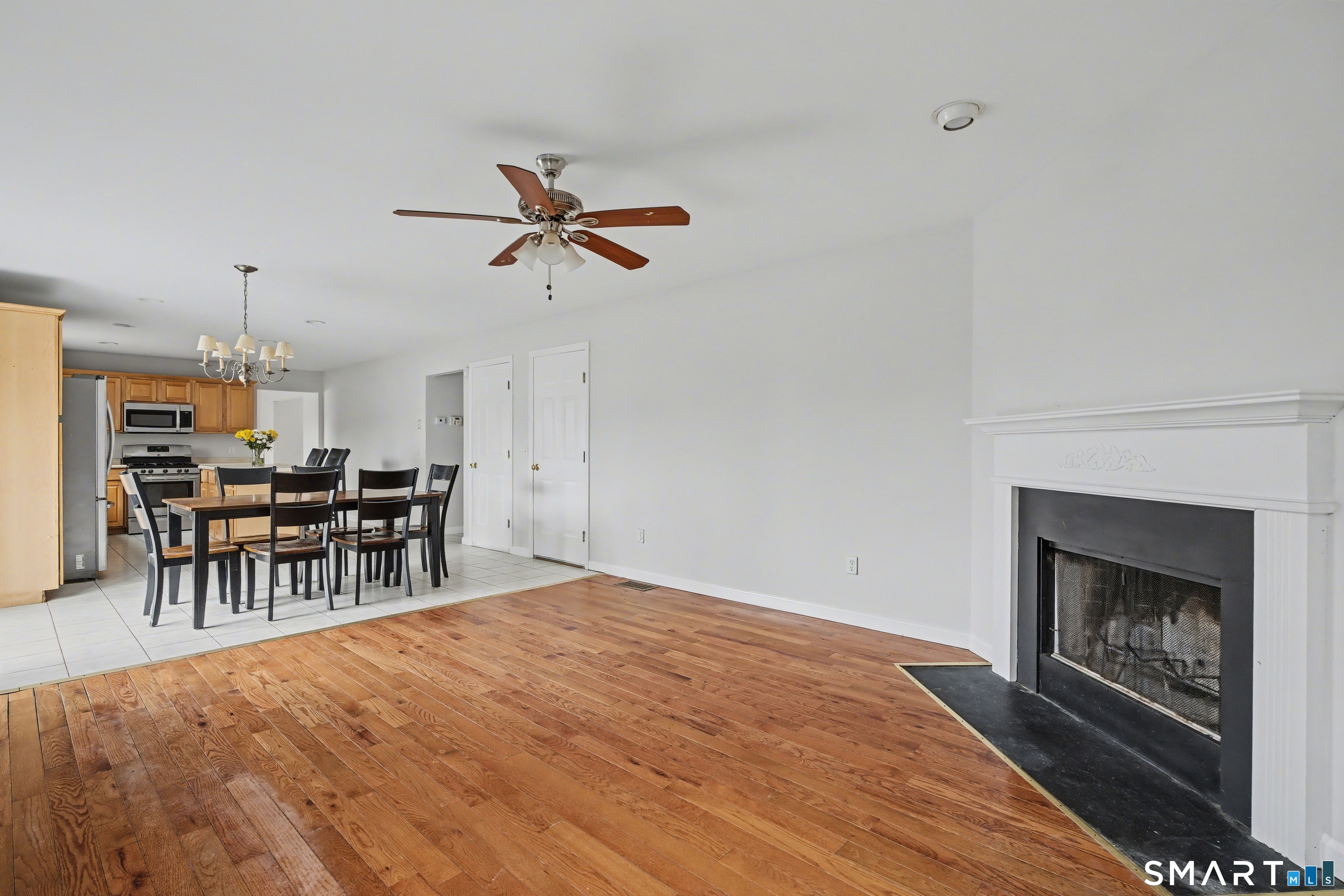 11 Mayo Avenue Montville CT 06370