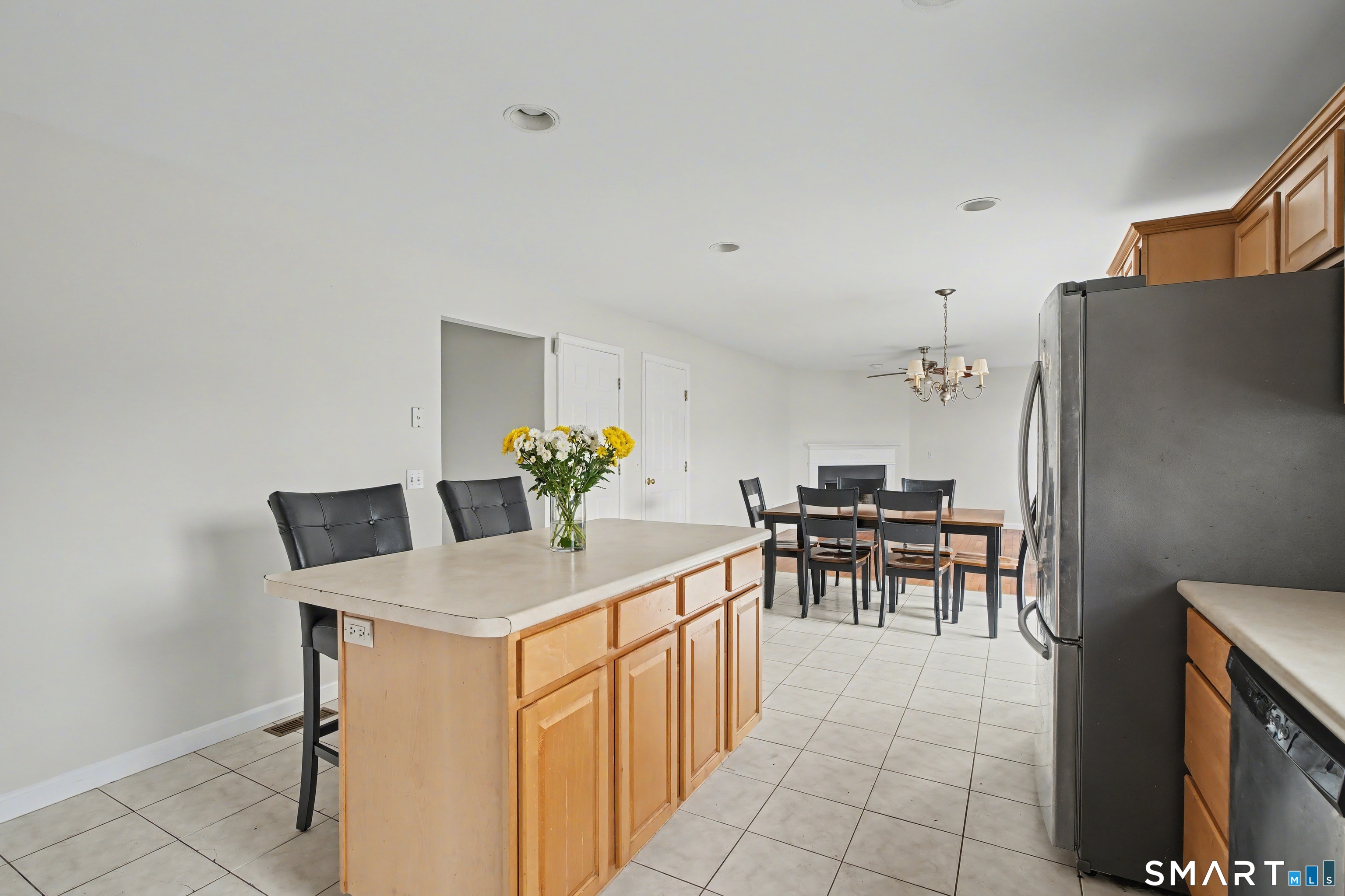 11 Mayo Avenue Montville CT 06370