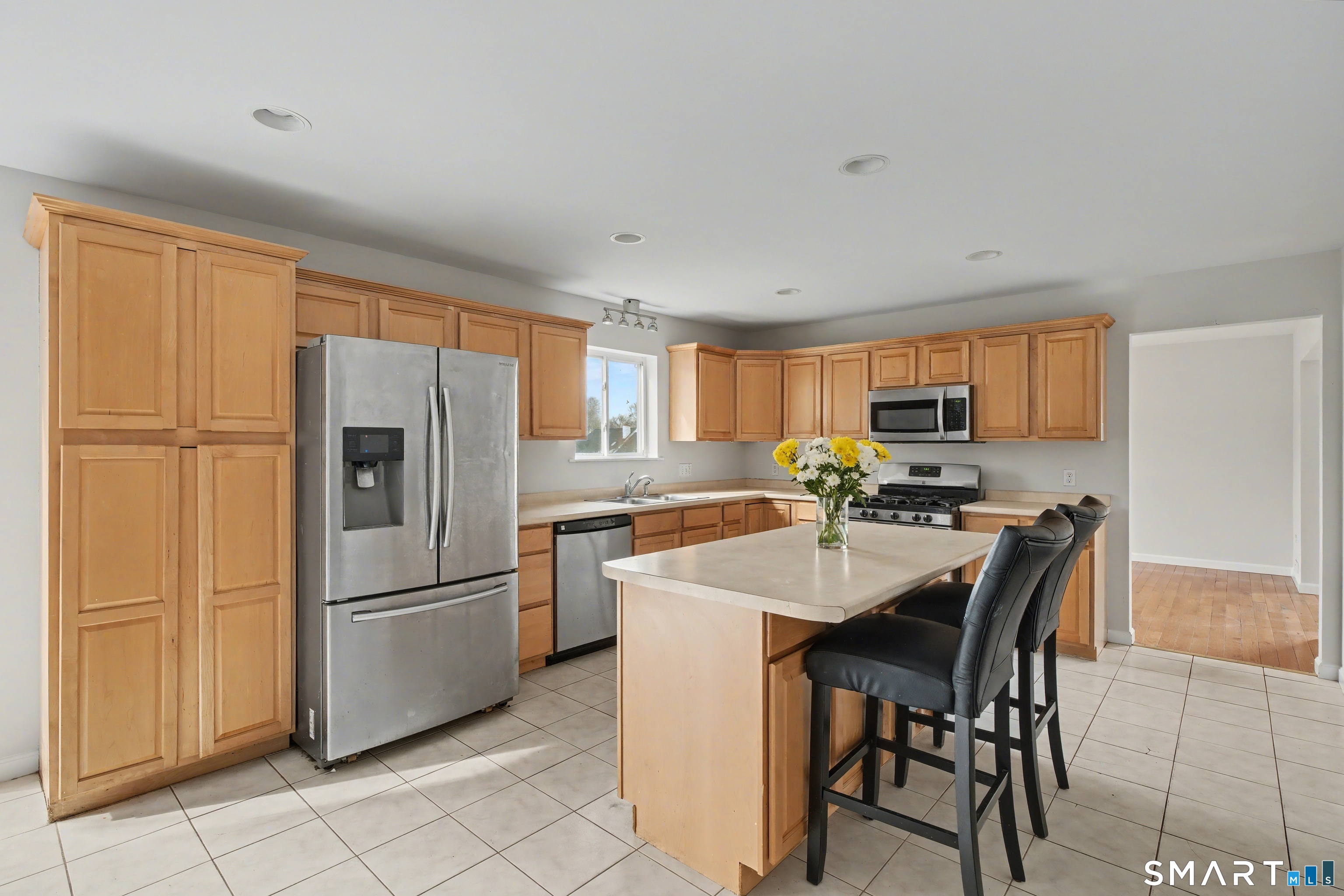 11 Mayo Avenue Montville CT 06370