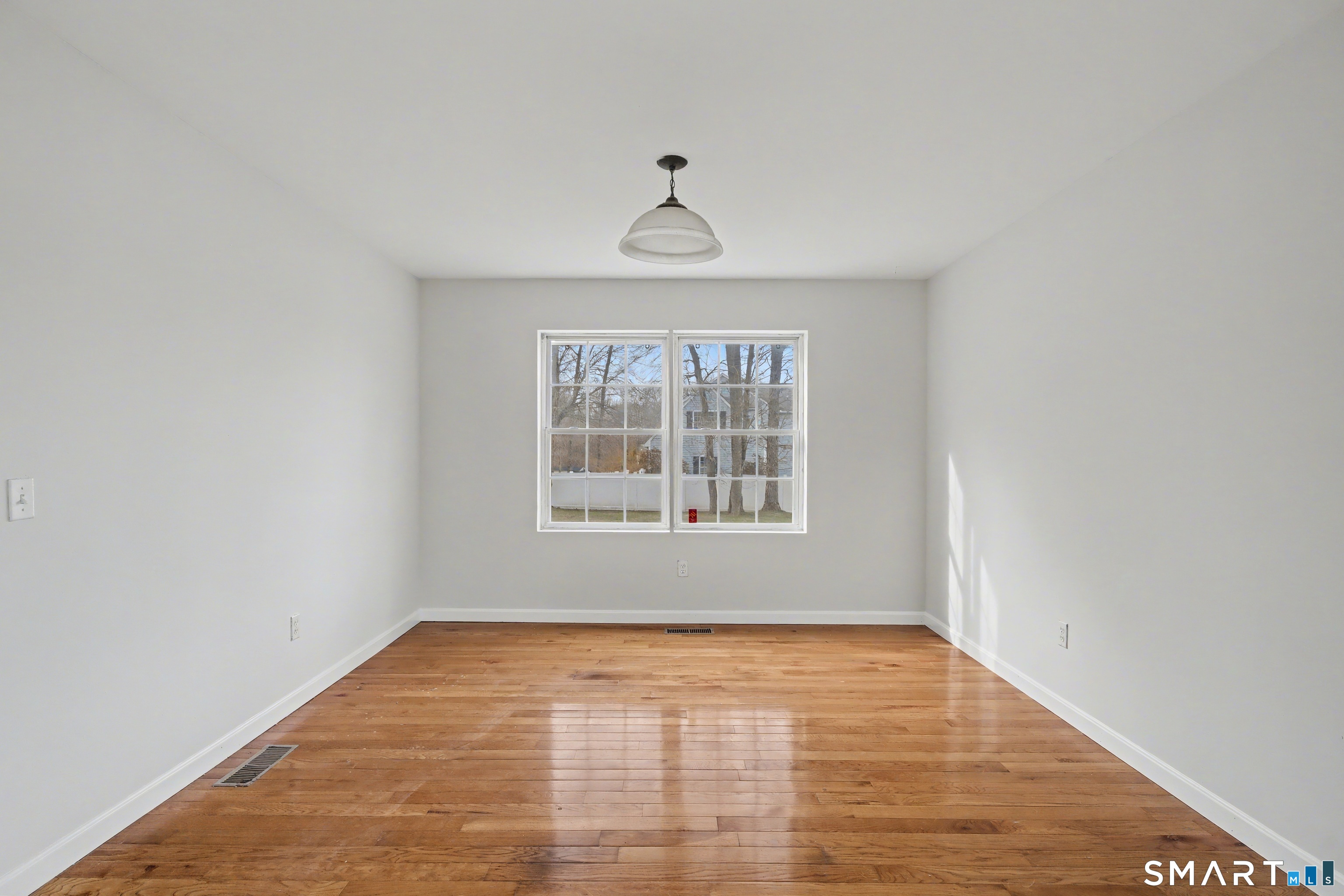 11 Mayo Avenue Montville CT 06370