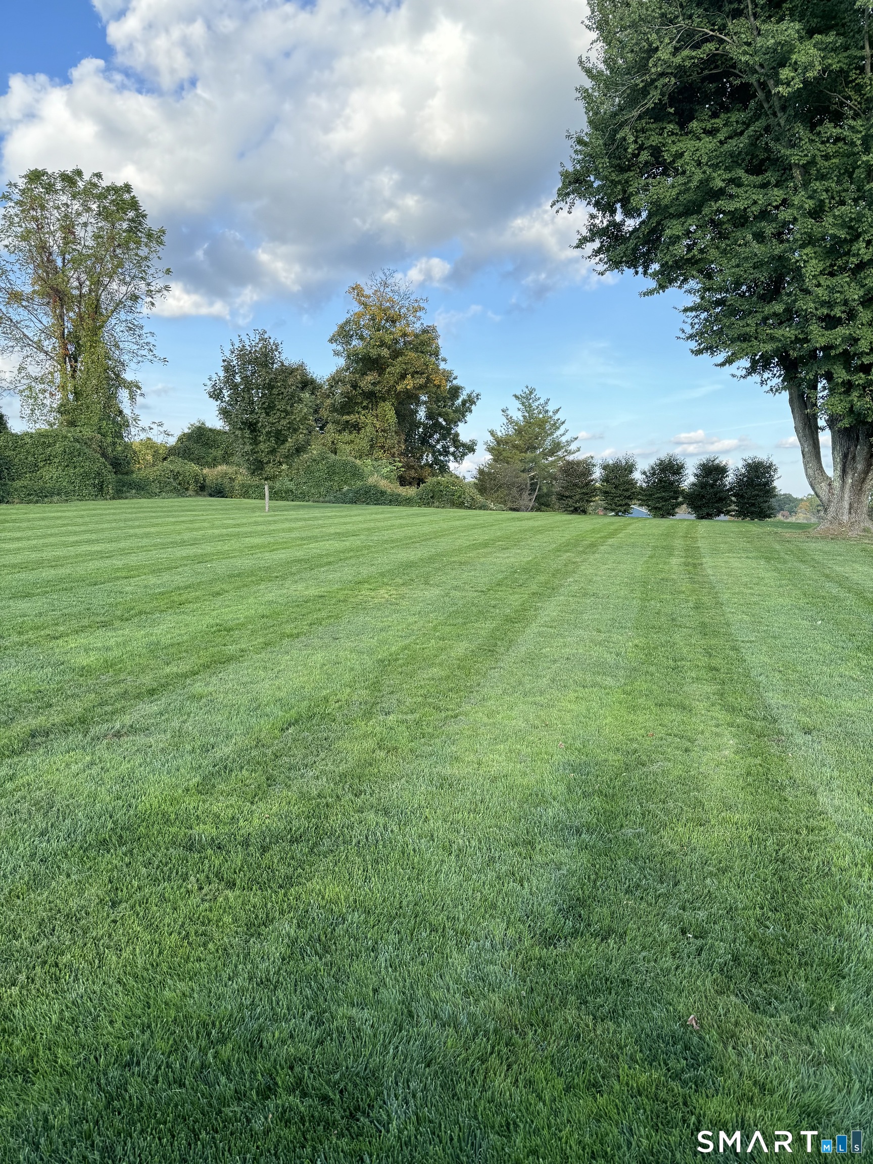 9 Surrey Drive Brookfield CT 06804