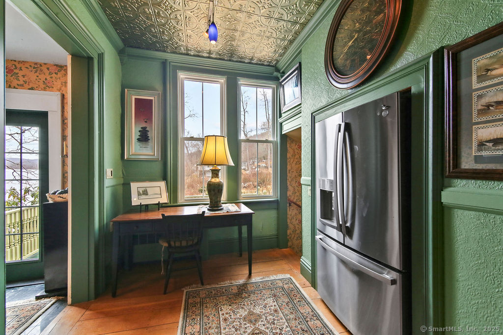 77 Main Street East Haddam CT 06423