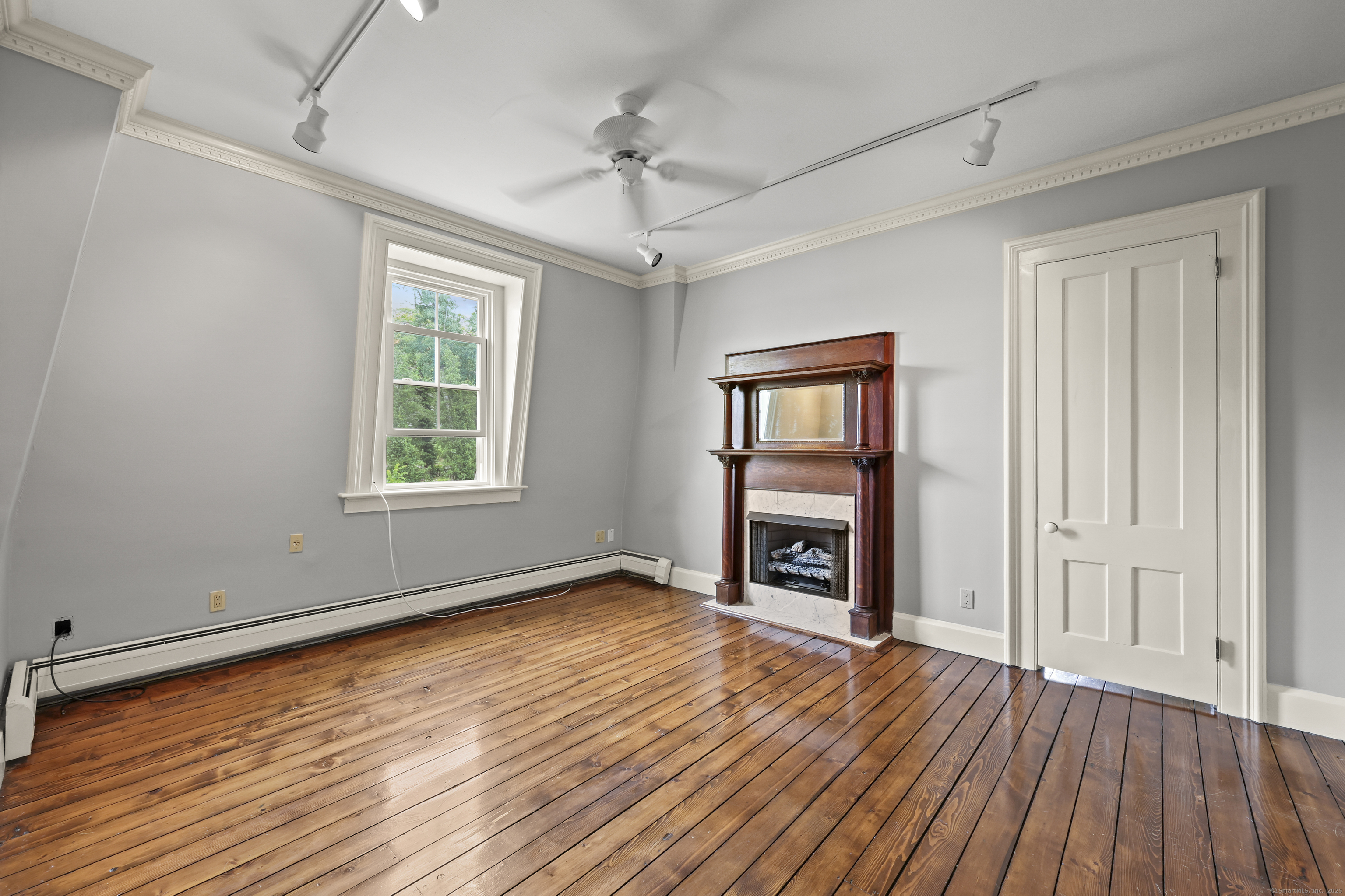 77 Main Street East Haddam CT 06423