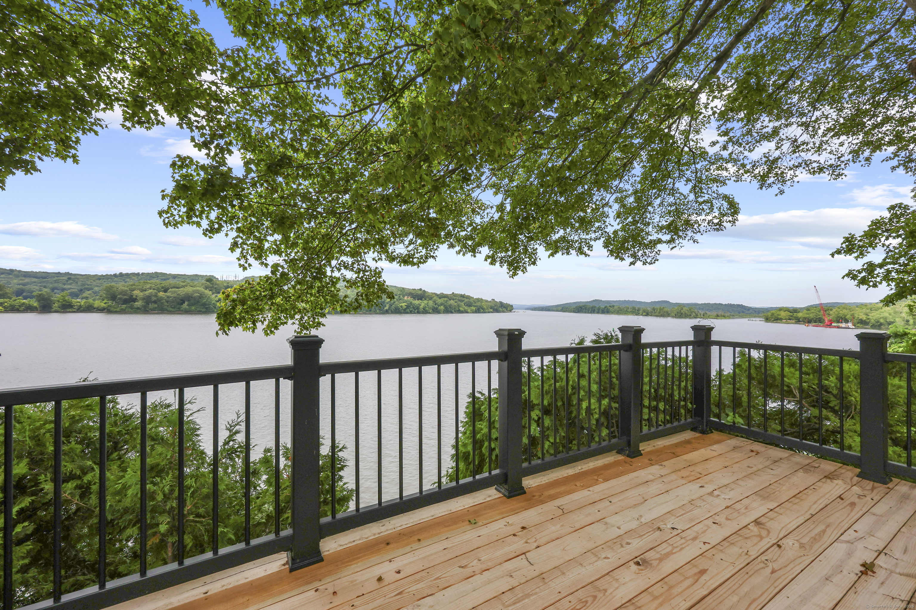 77 Main Street East Haddam CT 06423