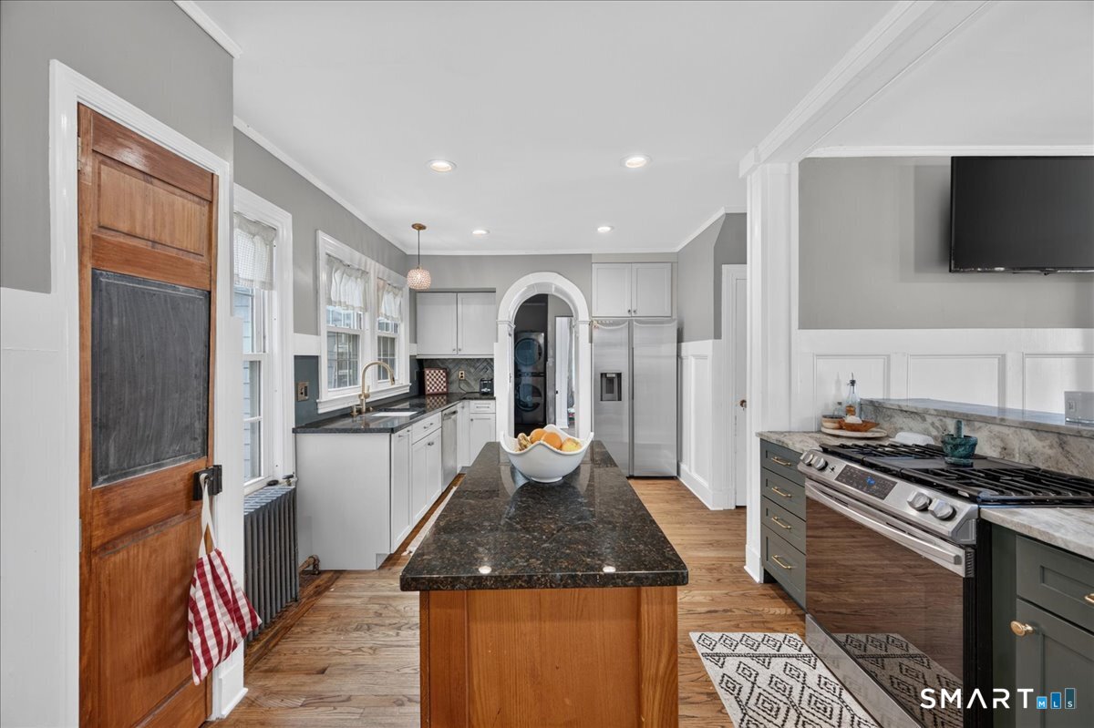 63 Faire Harbour Place New London CT 06320