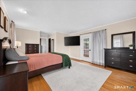 63 Faire Harbour Place New London CT 06320