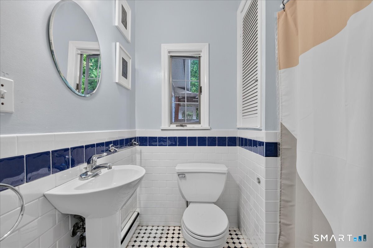 63 Faire Harbour Place New London CT 06320