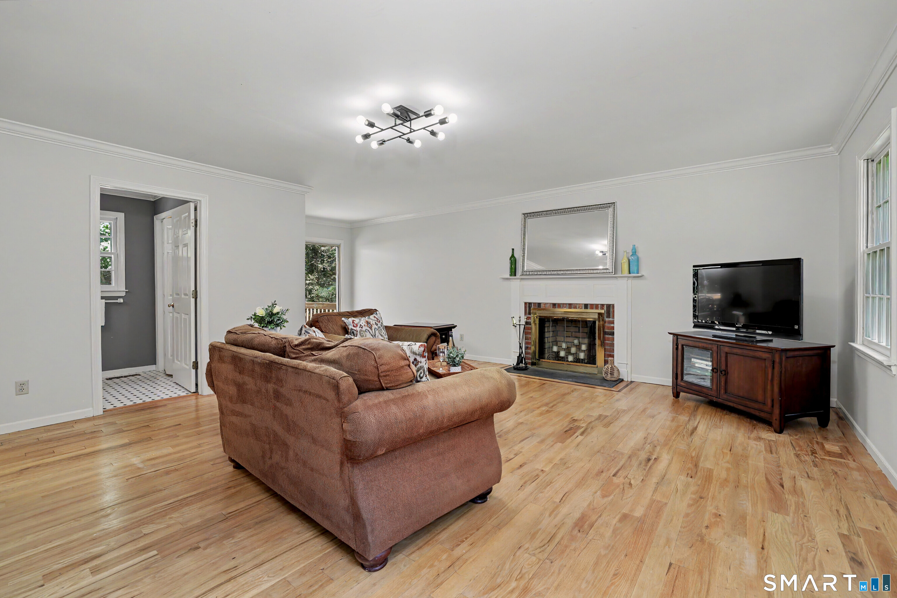 23 Jeremiah Road Newtown CT 06482