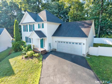 58 Royal Oaks Avenue East Hampton CT 06424