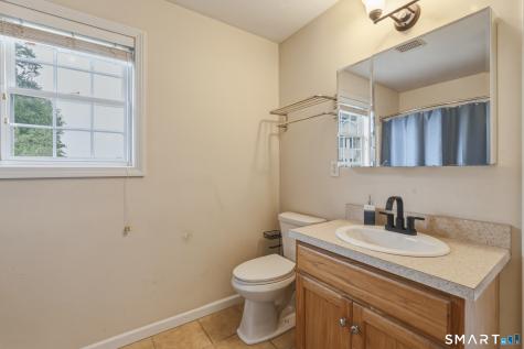 58 Royal Oaks Avenue East Hampton CT 06424