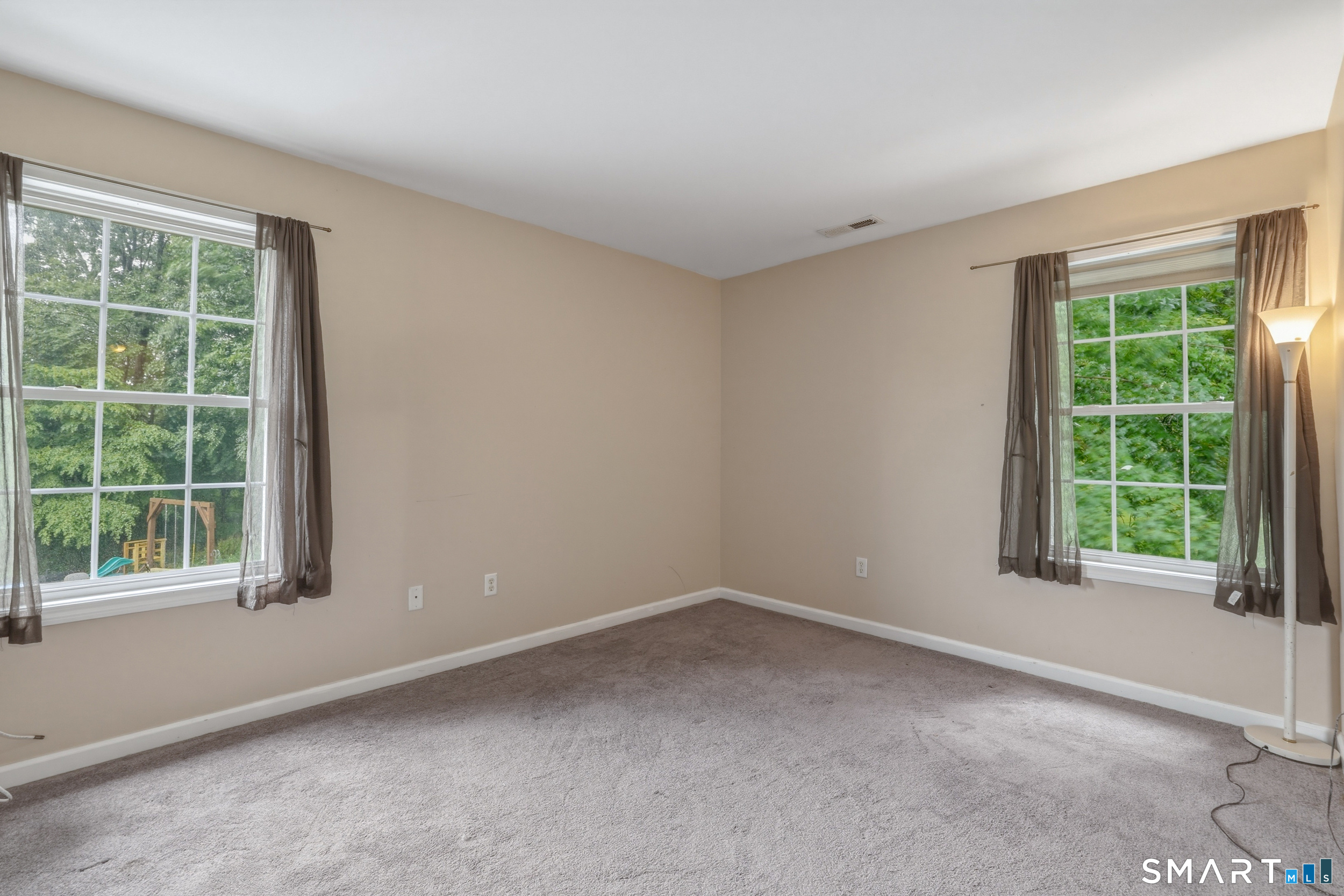 58 Royal Oaks Avenue East Hampton CT 06424