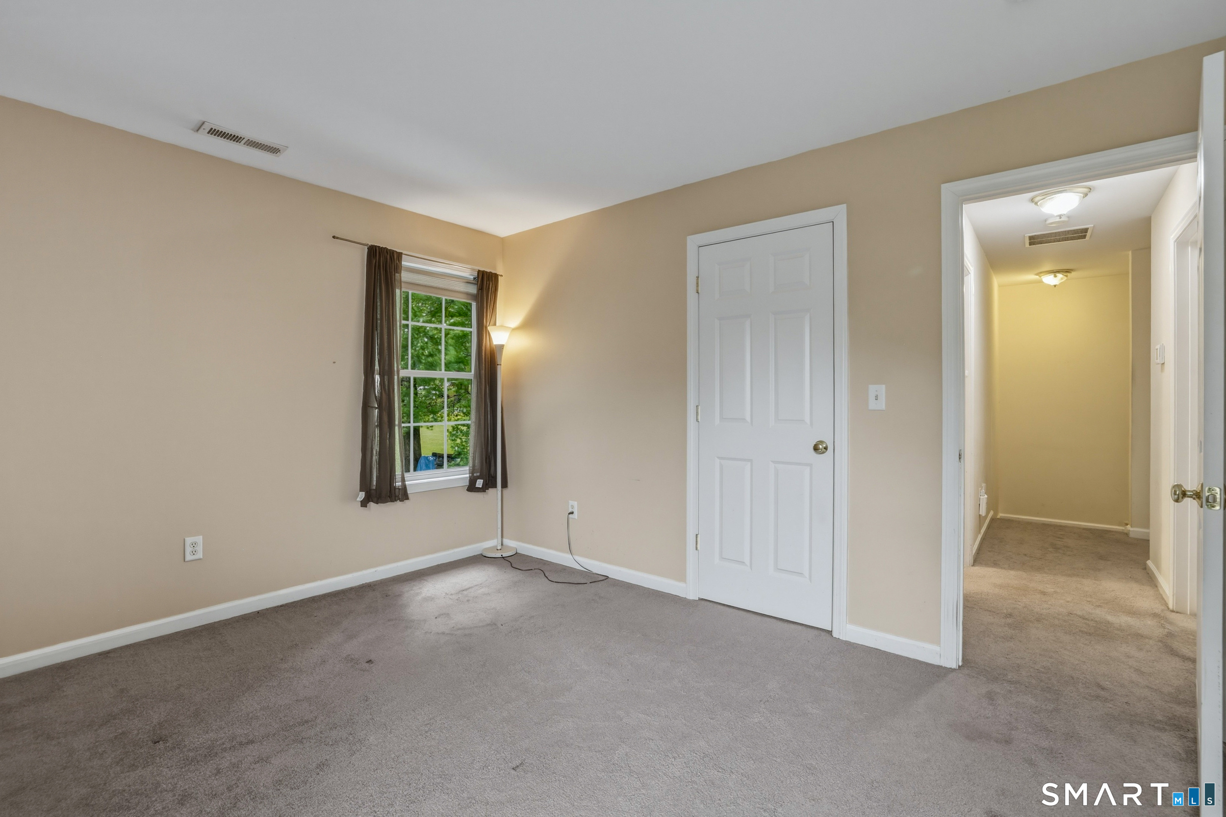58 Royal Oaks Avenue East Hampton CT 06424