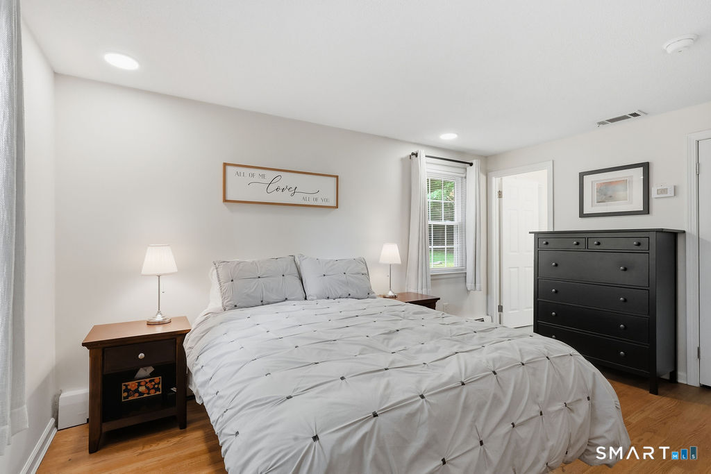 208 Chimney Sweep Hill Road Glastonbury CT 06033