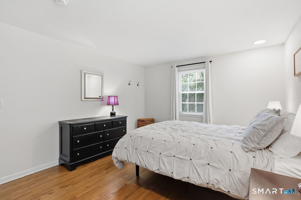 208 Chimney Sweep Hill Road Glastonbury CT 06033
