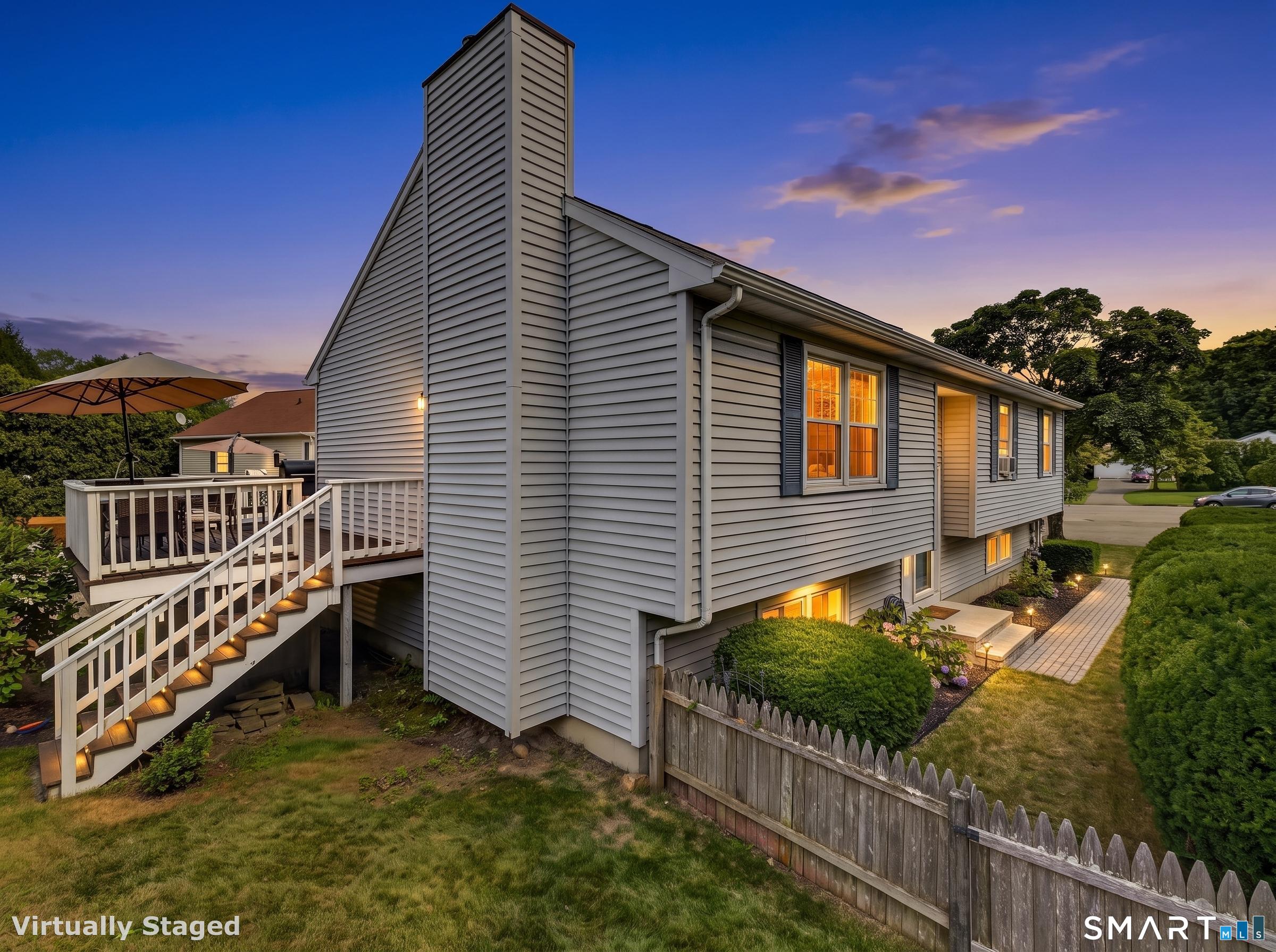 25 Penny Lane New London CT 06320