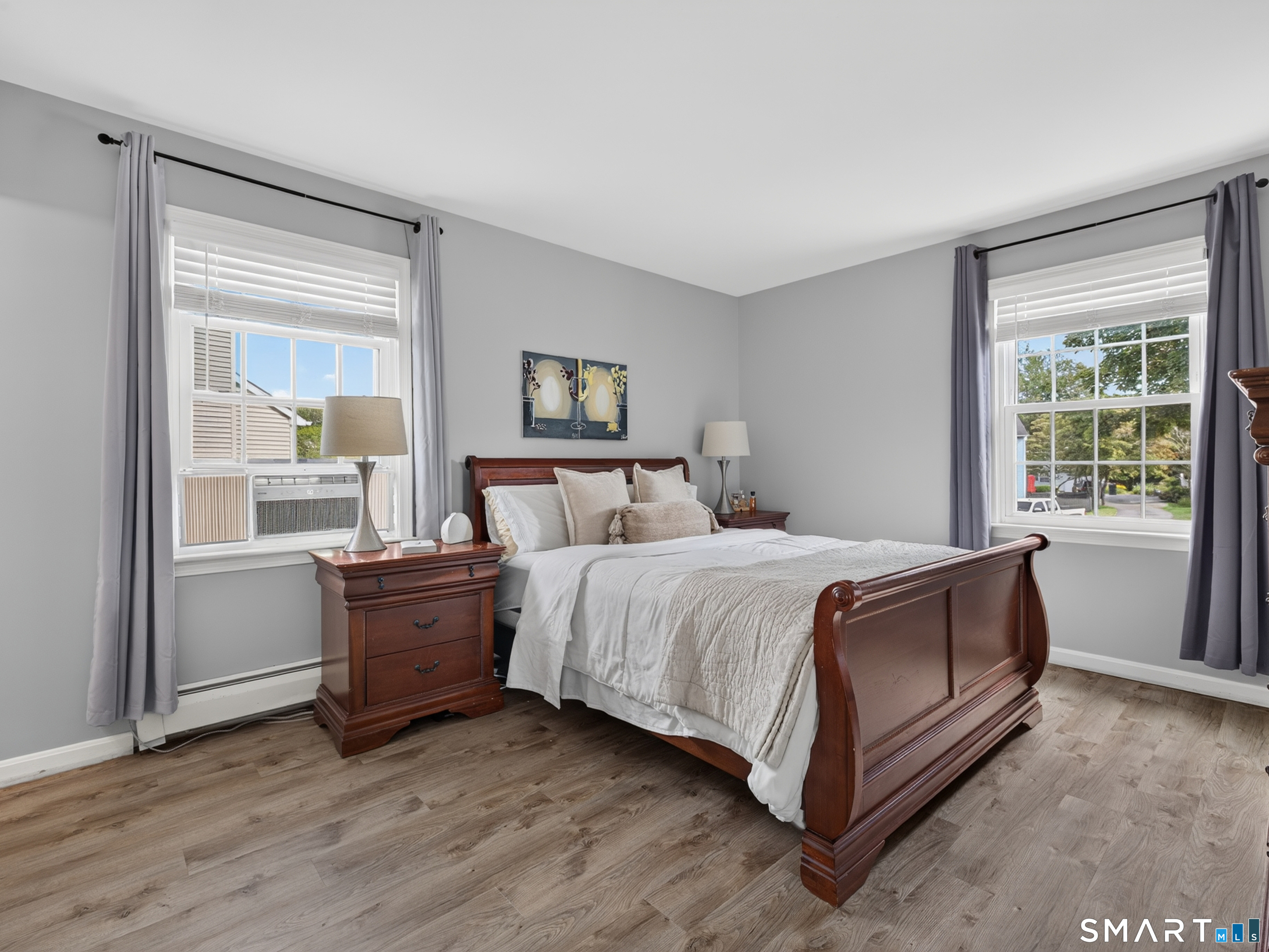 25 Penny Lane New London CT 06320