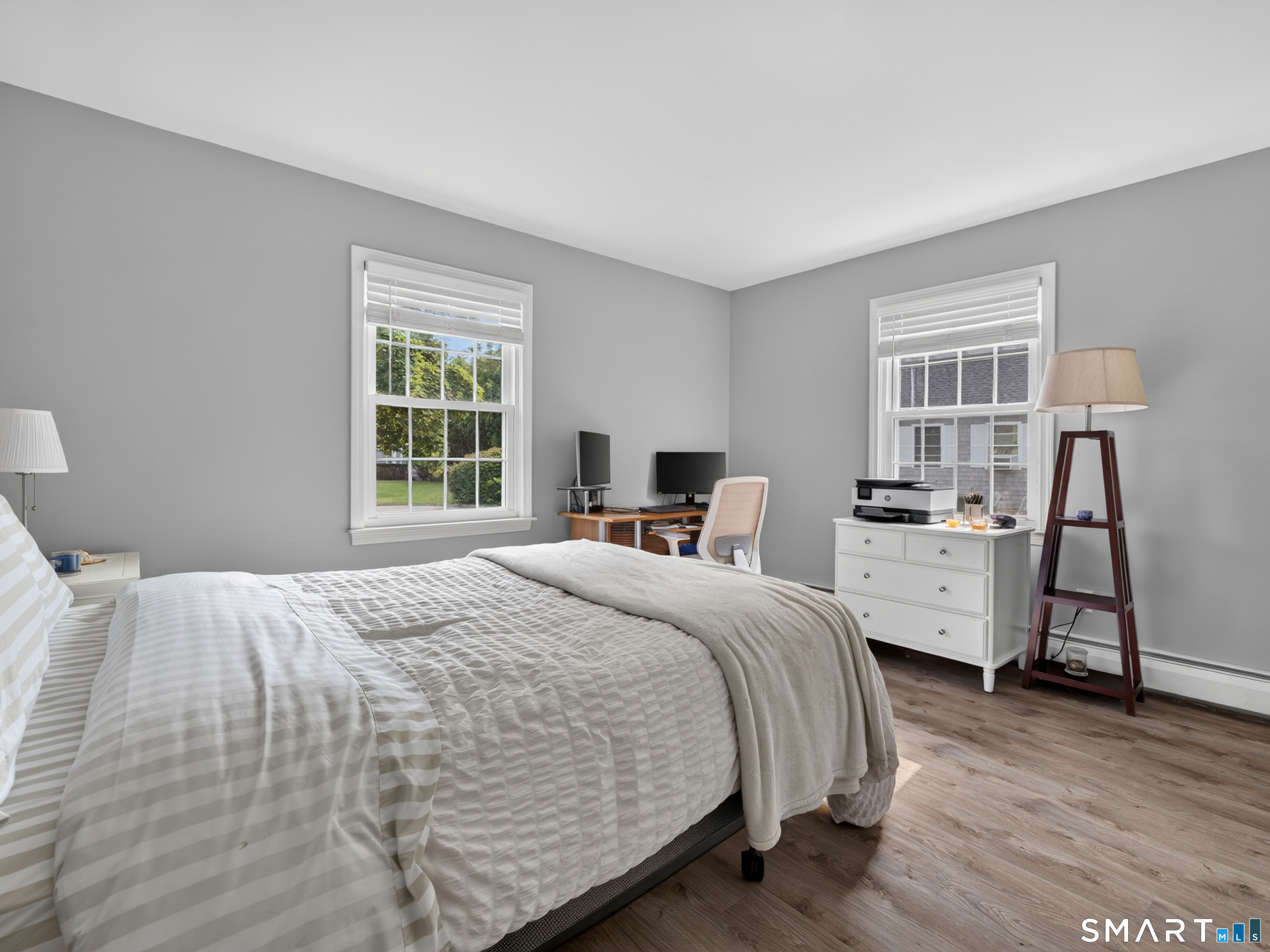 25 Penny Lane New London CT 06320