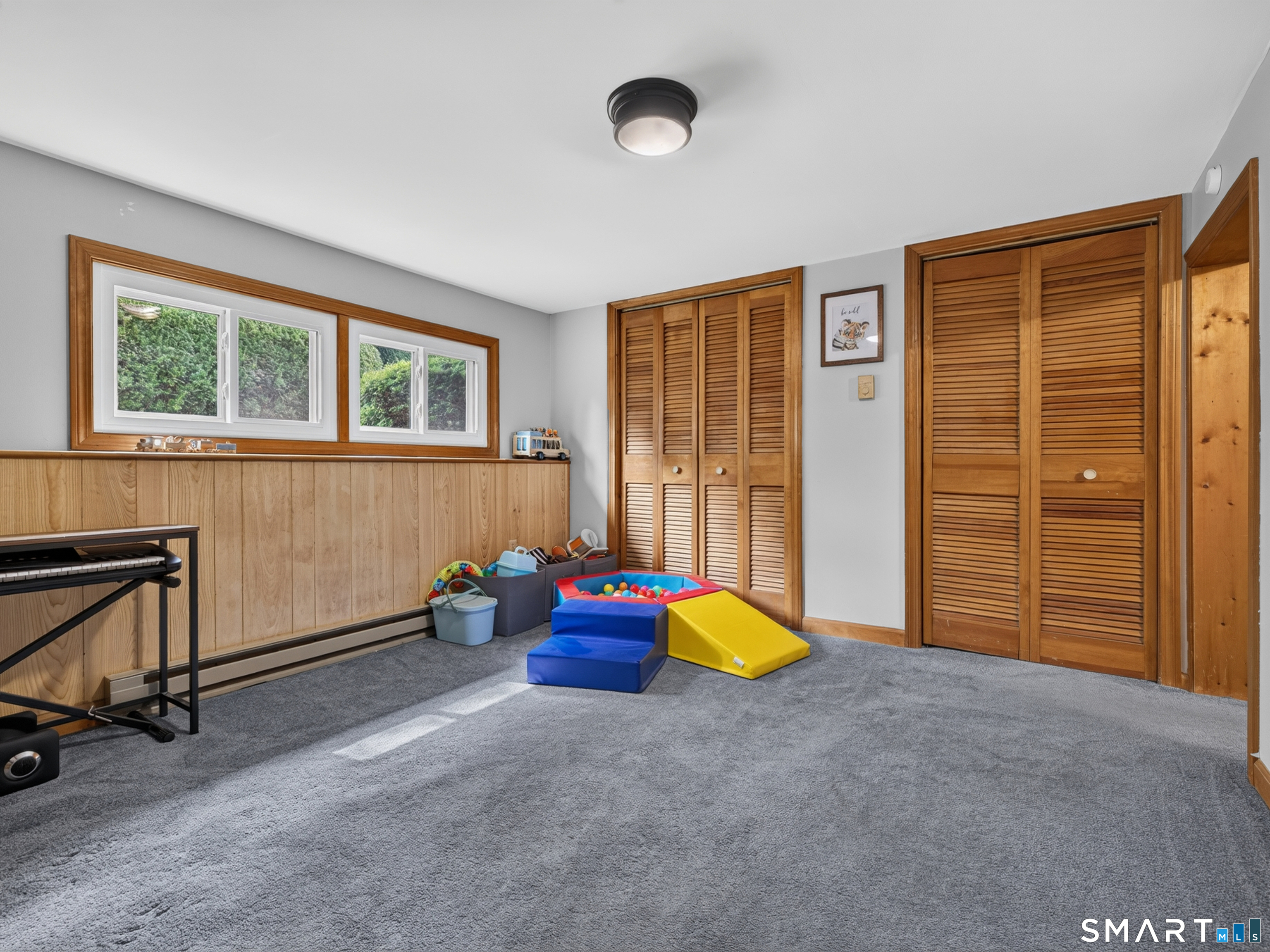 25 Penny Lane New London CT 06320