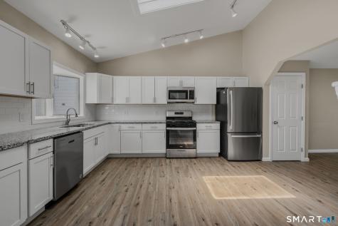 472 Boswell Avenue Norwich CT 06360