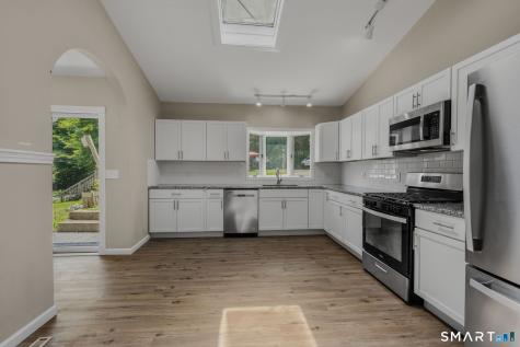 472 Boswell Avenue Norwich CT 06360