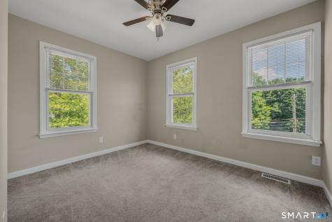 472 Boswell Avenue Norwich CT 06360