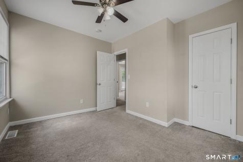 472 Boswell Avenue Norwich CT 06360