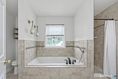 2 Cordone Circle West Haven CT 06516
