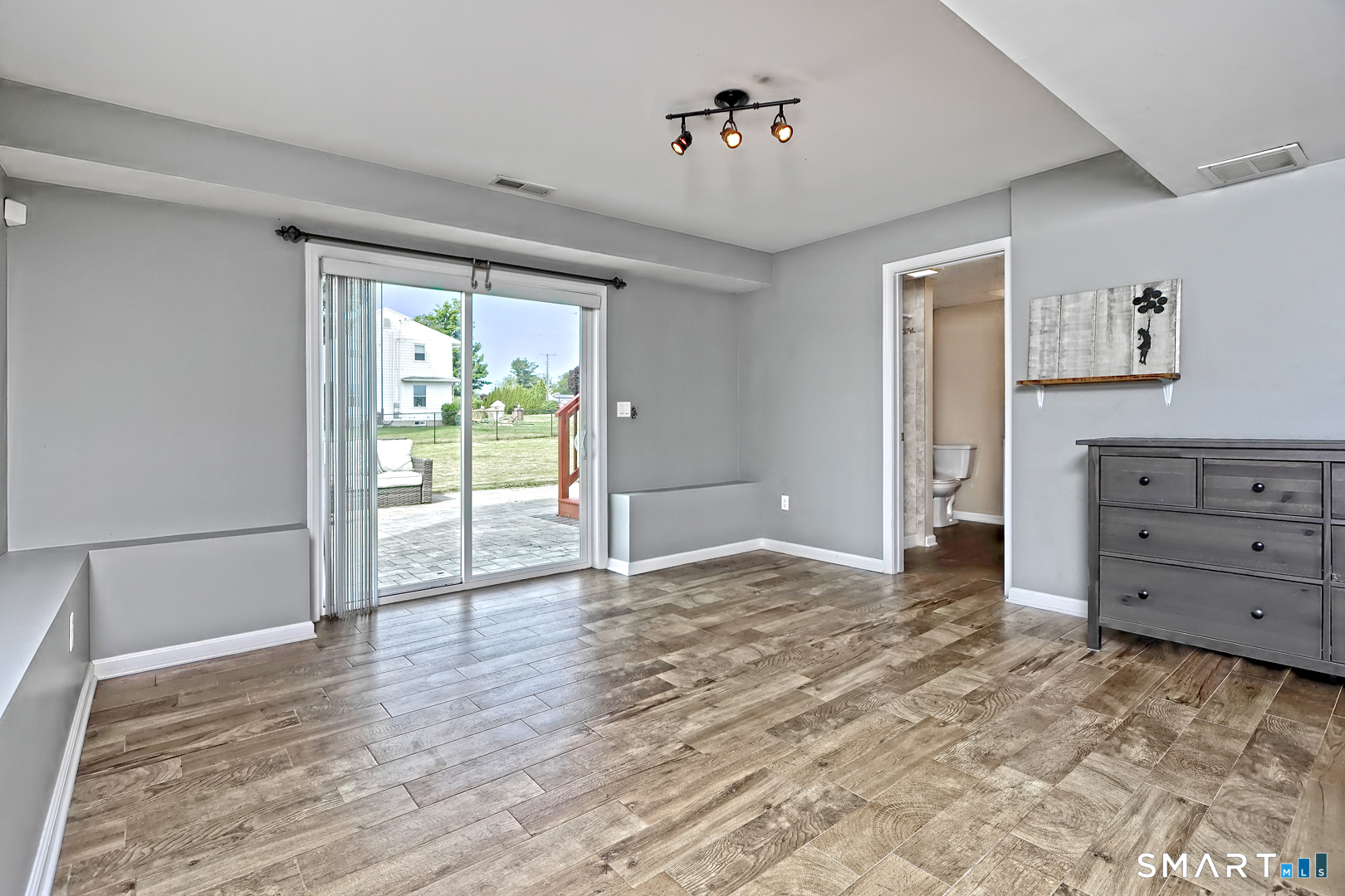 2 Cordone Circle West Haven CT 06516