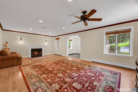 24 Scuppo Road Woodbury CT 06798