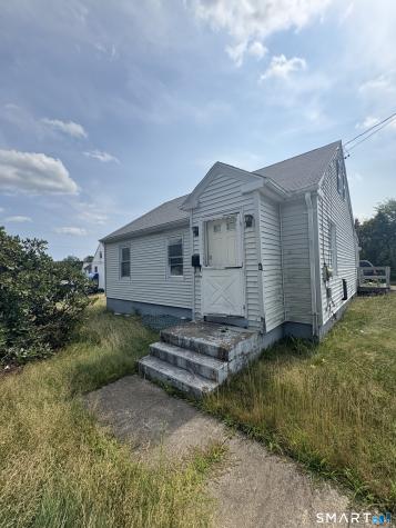 386 Bayonet Street New London CT 06320