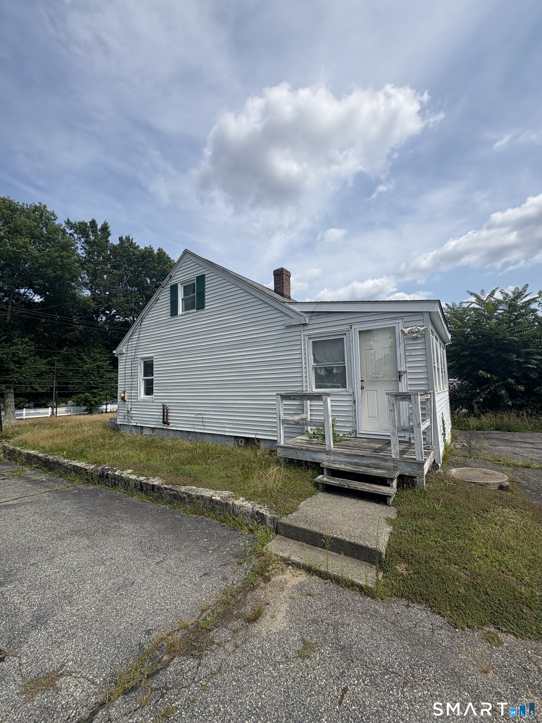 386 Bayonet Street New London CT 06320