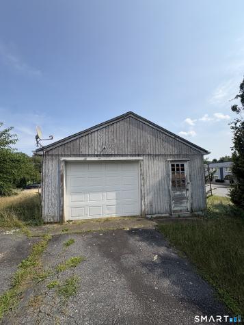 386 Bayonet Street New London CT 06320