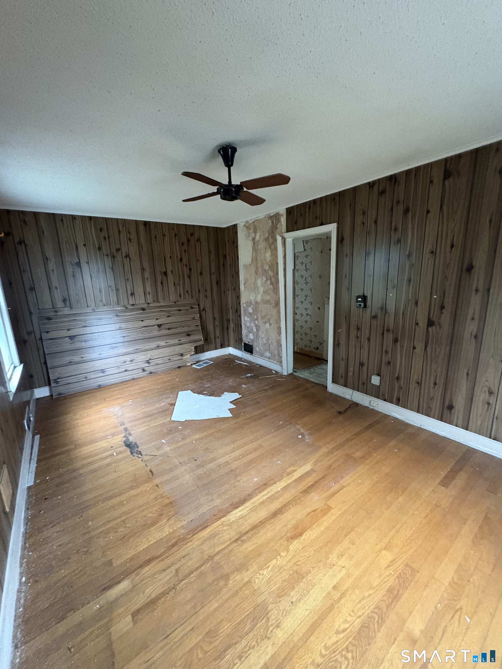 386 Bayonet Street New London CT 06320