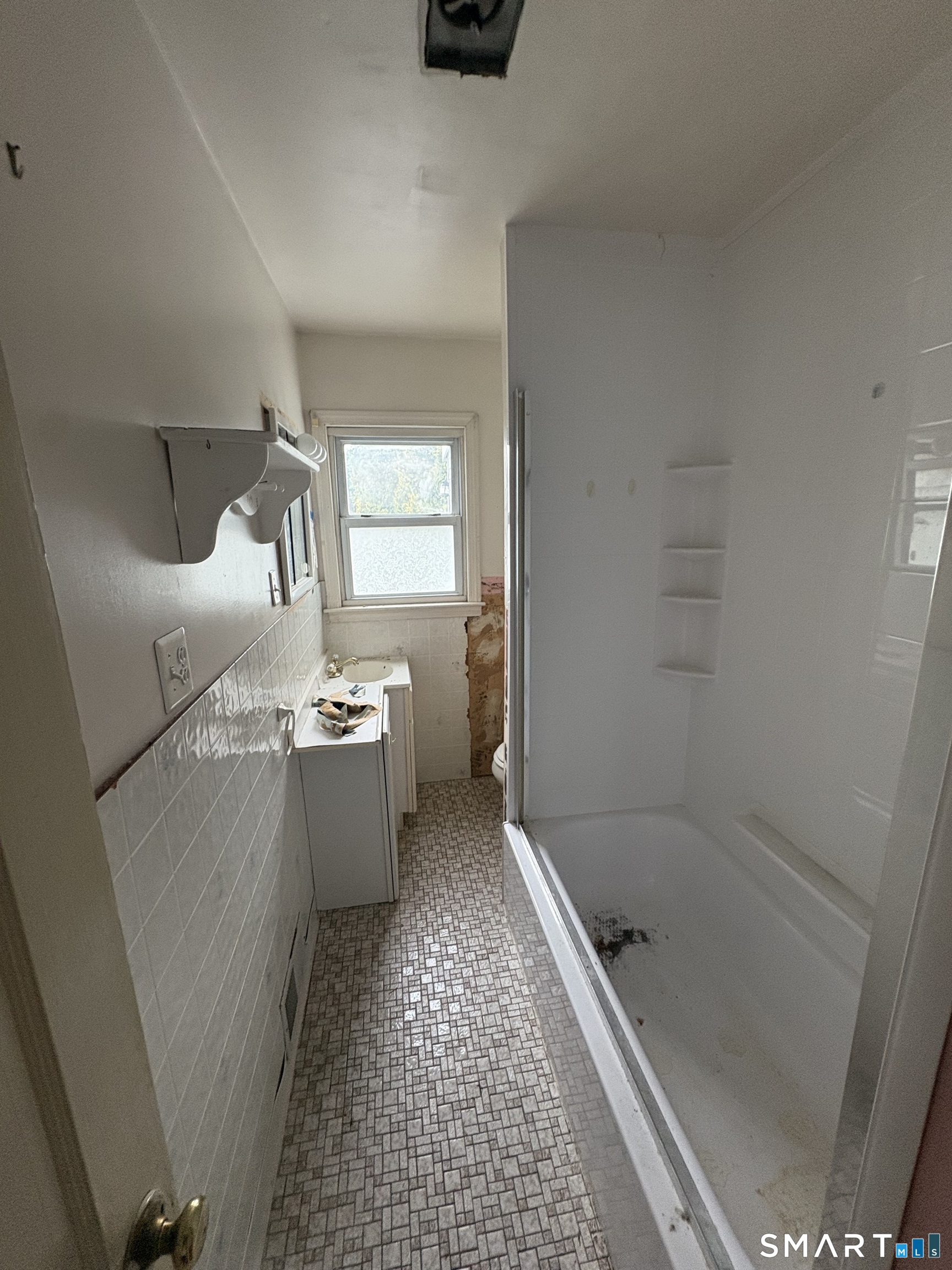 386 Bayonet Street New London CT 06320