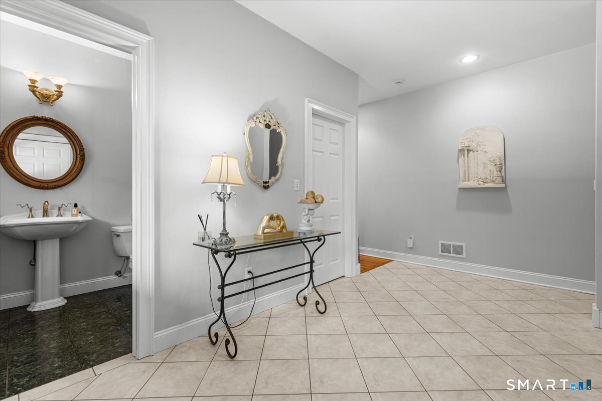 3 Caleb Court Guilford CT 06437